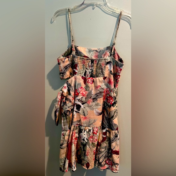 Guess Women’s Linen Floral Print Cut-Out Dress in Size 6 - Picture 2 of 3